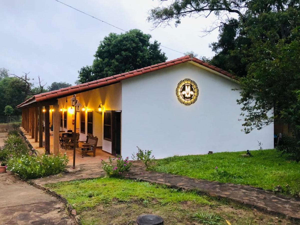 Hotel Mami Vilma Roboré Exterior foto